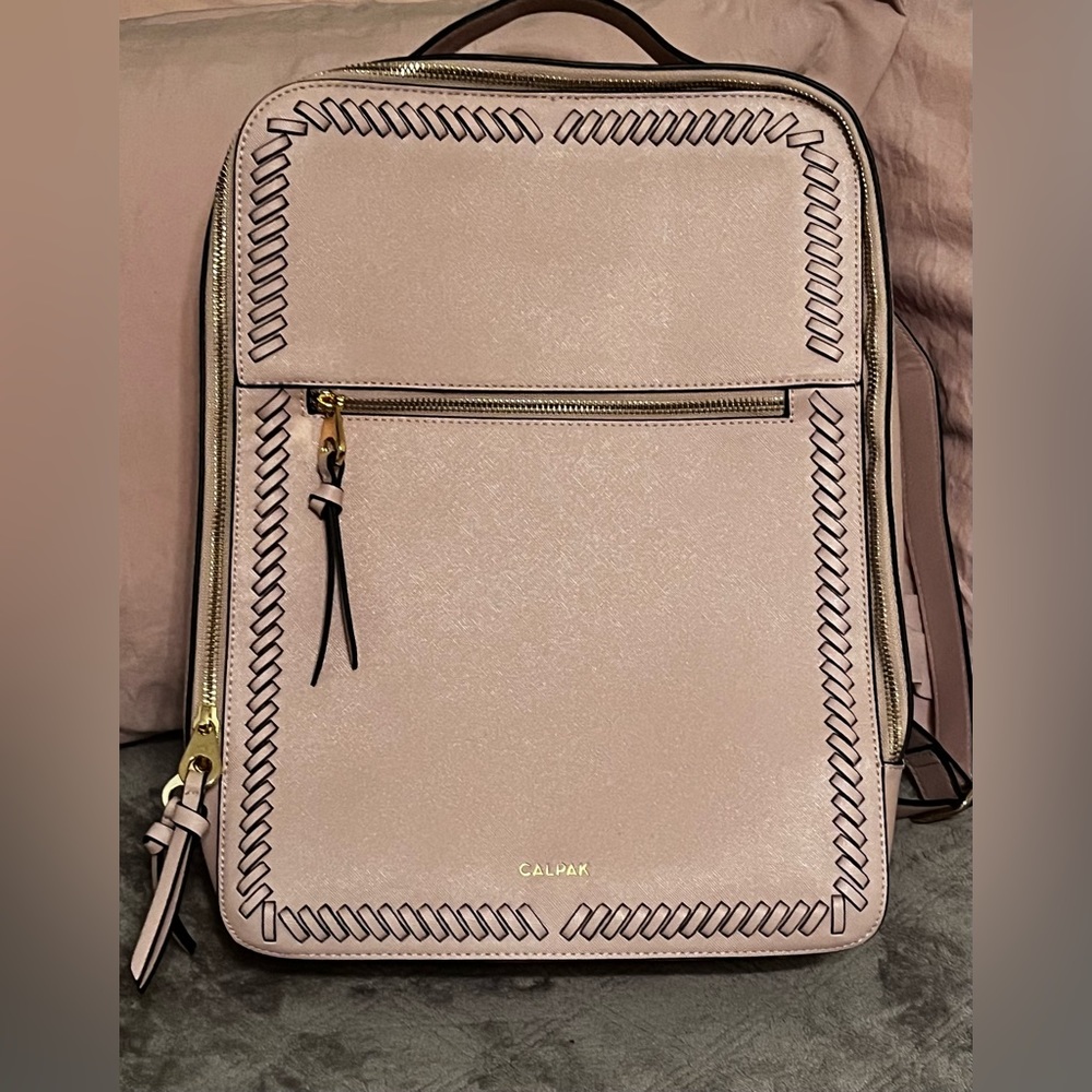 Calpak - Picture 5 of 11